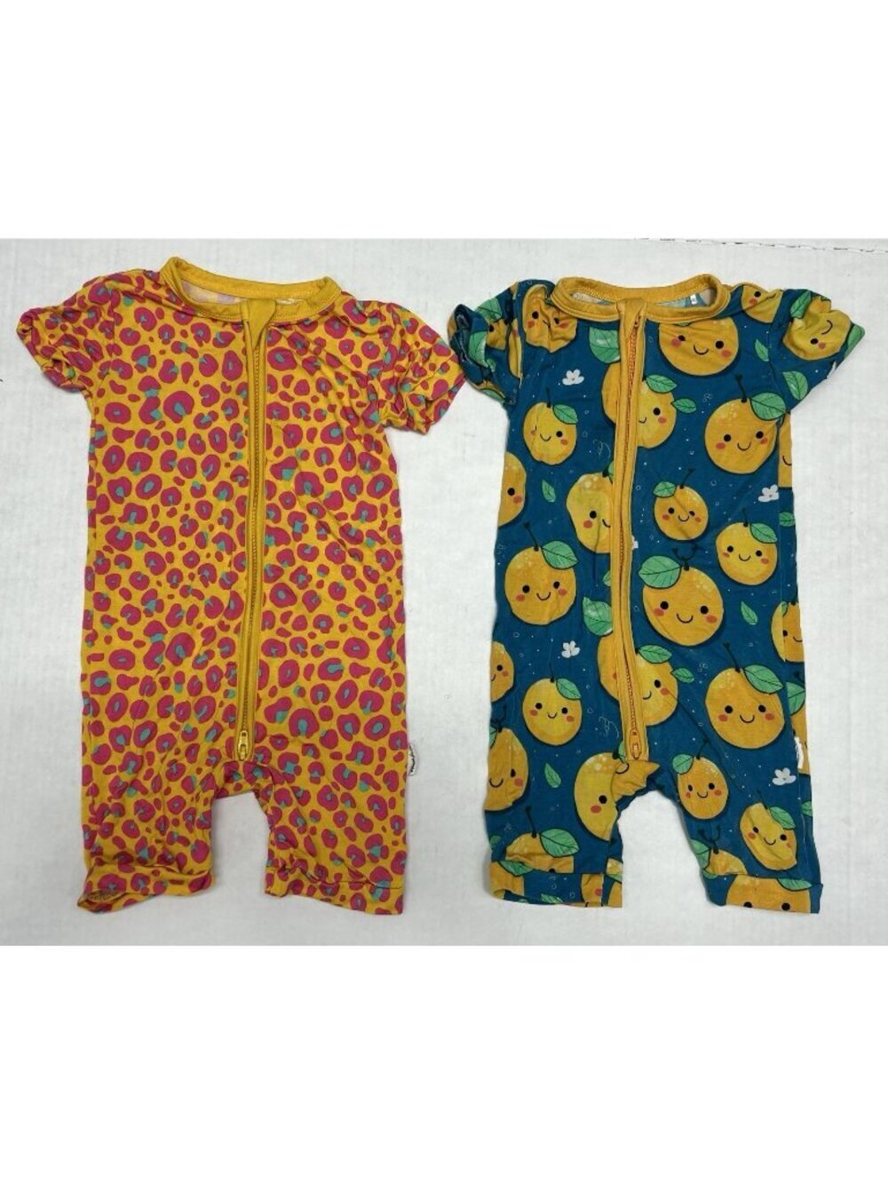 Gigi & Max Bamboo Rompers Sleepers Size 6-12 Mo LOT Of 2 Fruit/animal Print